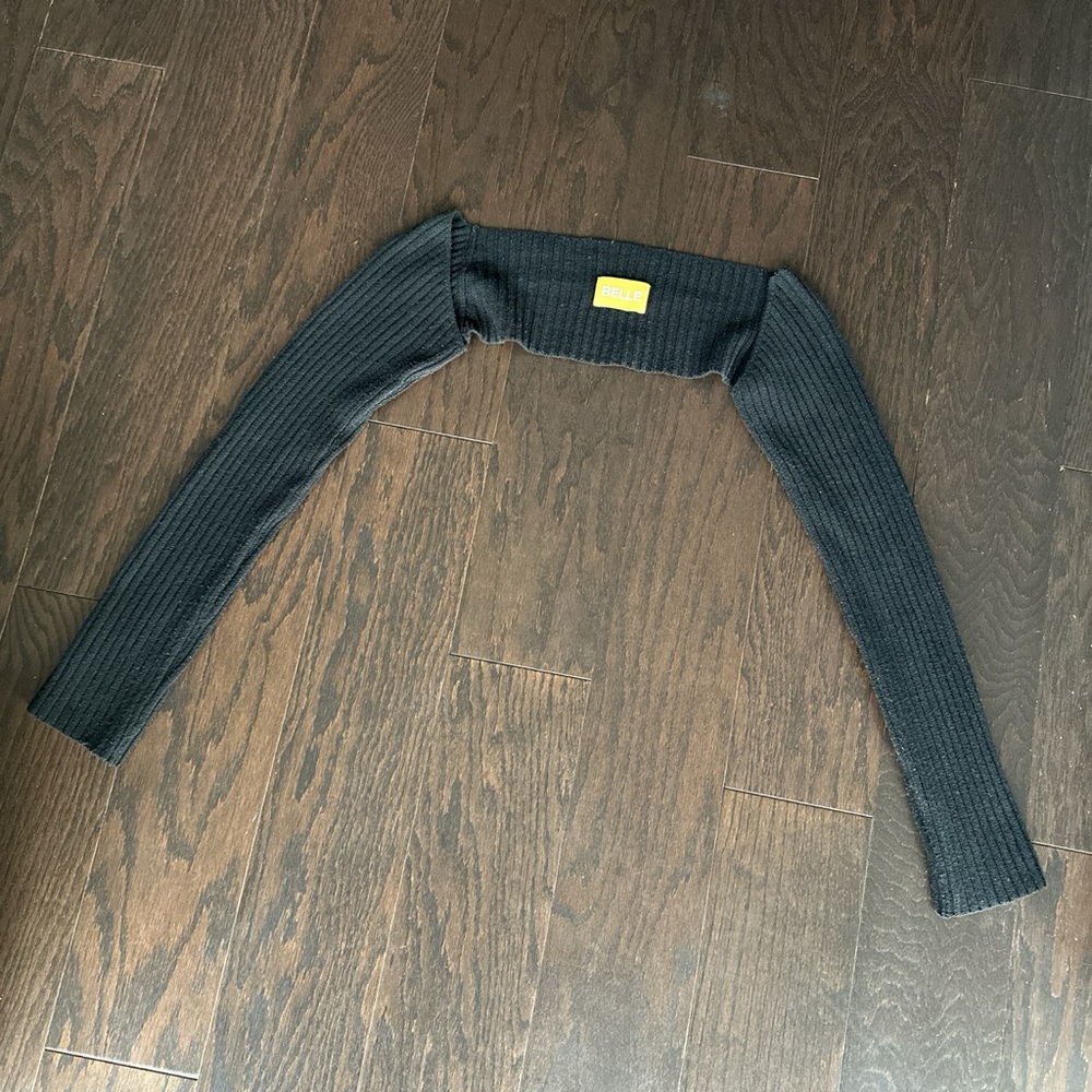 Belle black knit ribbed sleeve crop top long sleeve